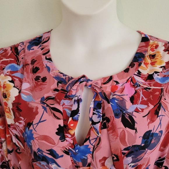 Torrid 1 Blush Pink Floral Georgette Midi Dress Keyhole Neck A Line 1X - Picture 7 of 11